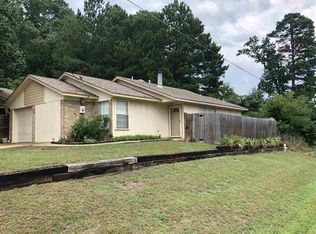 1 Latigo Trce, Longview, TX 75604