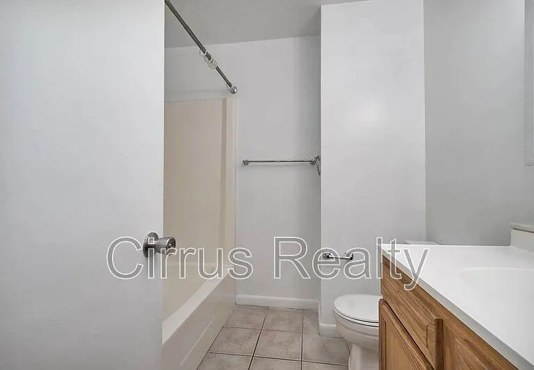 90 Francis St — Photo 22