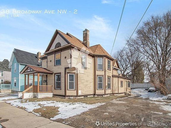 2nd image of 838 Broadway Ave NW APT 2