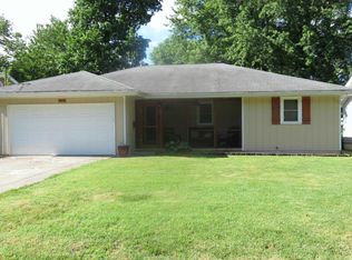 302 E Berkeley St, Springfield, MO 65807