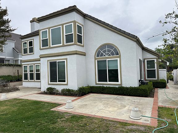 2nd image of 43 Muirfield