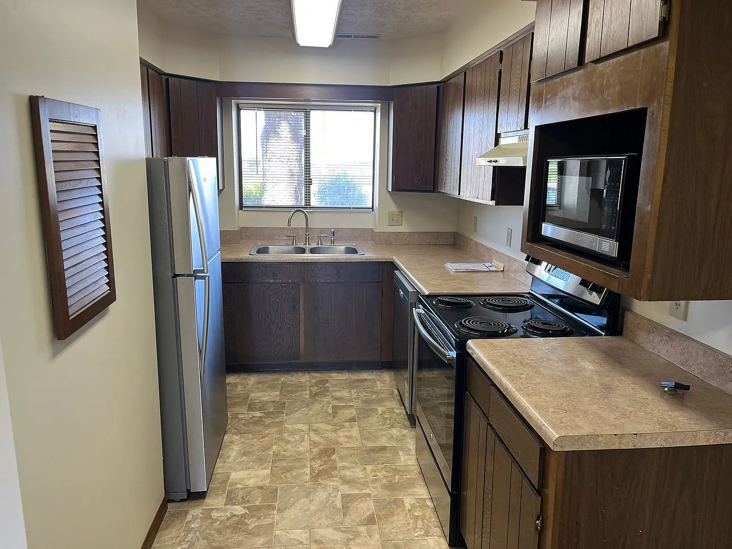 Windsor Square condo — Photo 3