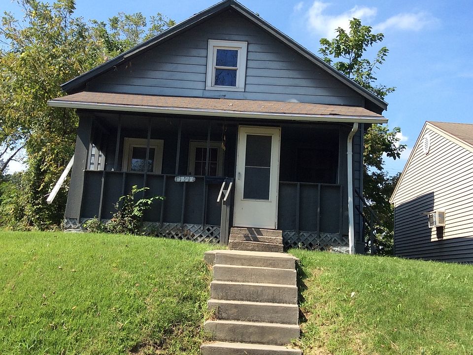 1st image of 2940 Chelsea Ave