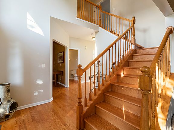 4th image of 24963 Sandra Ln
