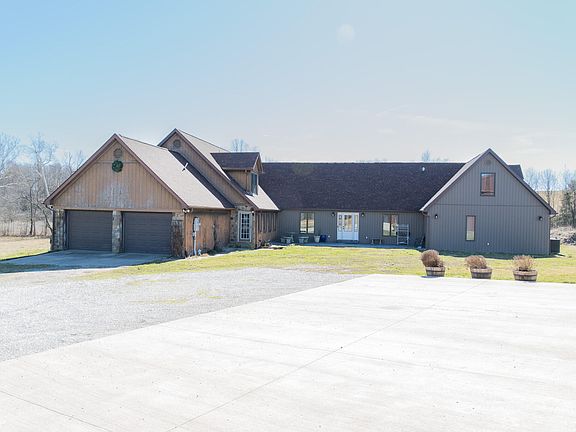 2nd image of 731 Bee Lick Creek Rd