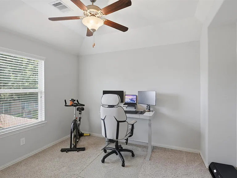 2244 Ivy Wall Dr — Photo 15