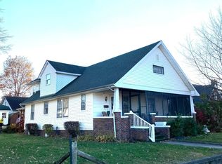 349 W Spring St, Bloomfield, IN 47424