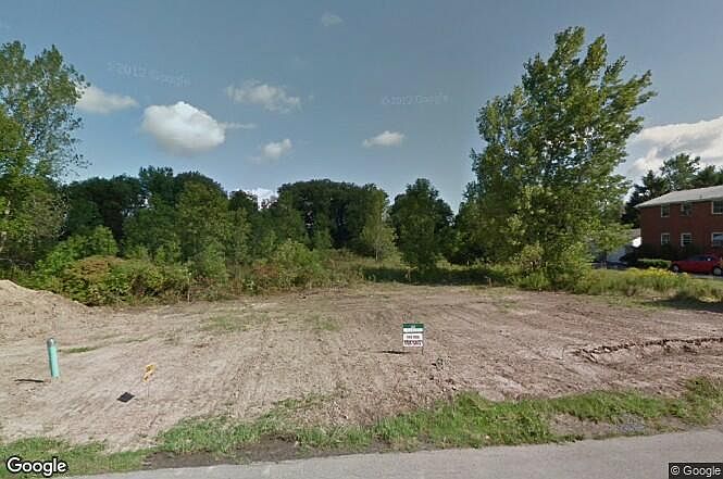 2nd image of 854-858 Falcon Dr