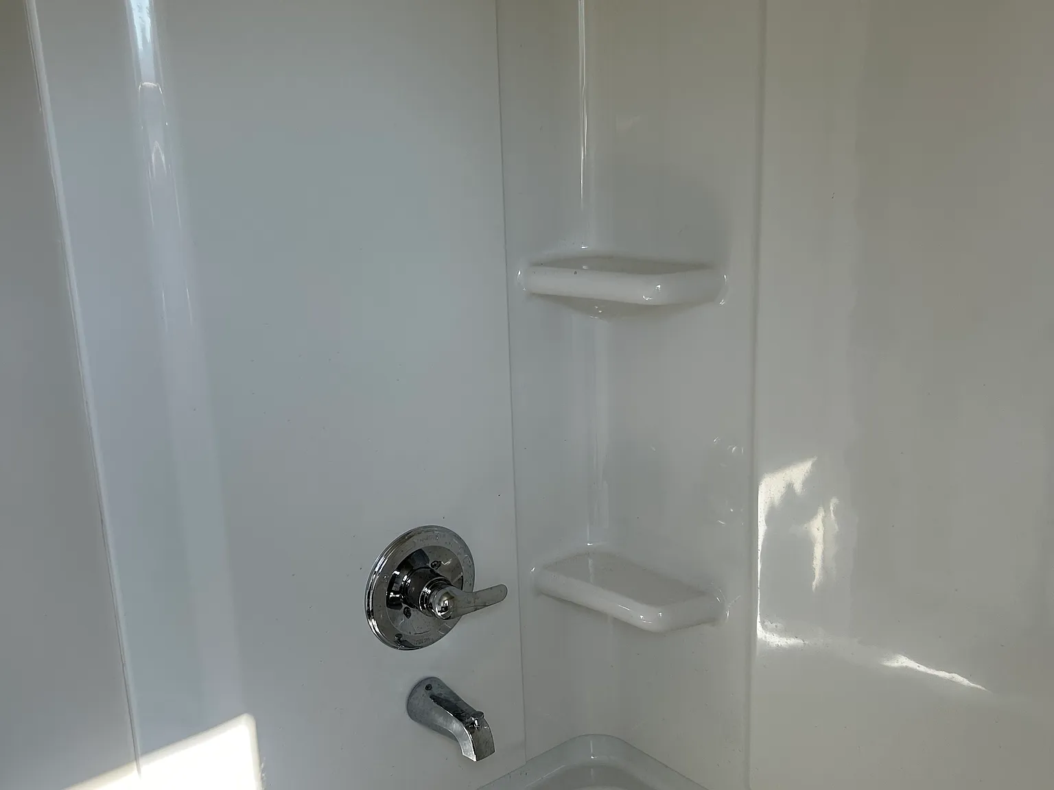 3 bed, $1,750 — Photo 2