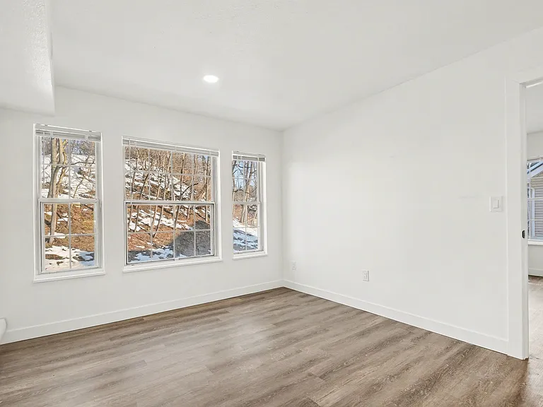 Harter Heights Place — Photo 22