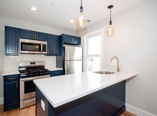 137 Paris St APT 3, Boston, MA 02128