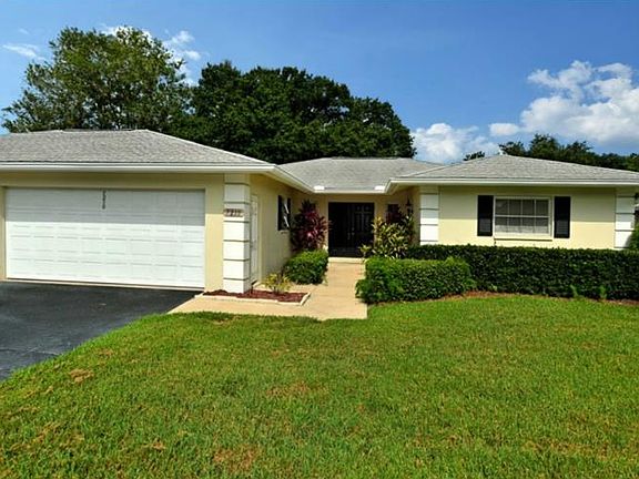 2nd image of 7210 W Country Club Dr N