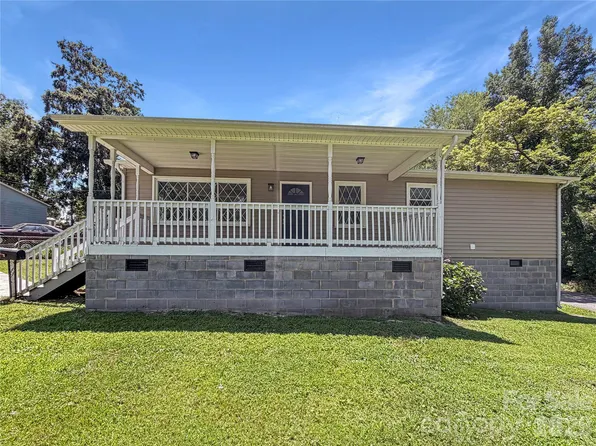 313 Black St, Cherryville, NC 28021