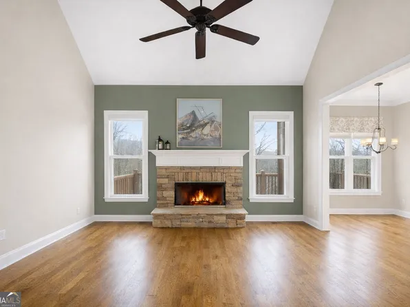 173 Indian Oak Dr, Waleska, GA 30183