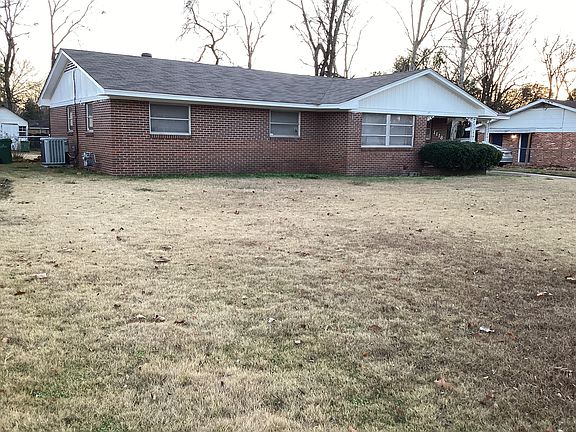 2nd image of 1118 Buckingham Dr