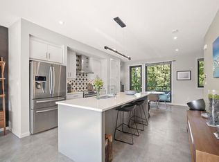 1304 Rutherford Rd SW #16, Edmonton, AB T6W0B4