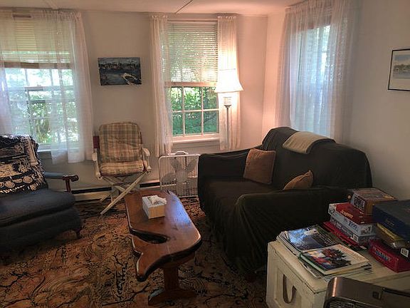 4th image of 10 Winemack St