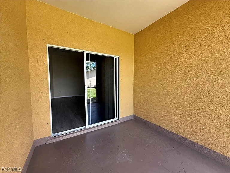 102 Cultural Park Blvd S — Photo 18