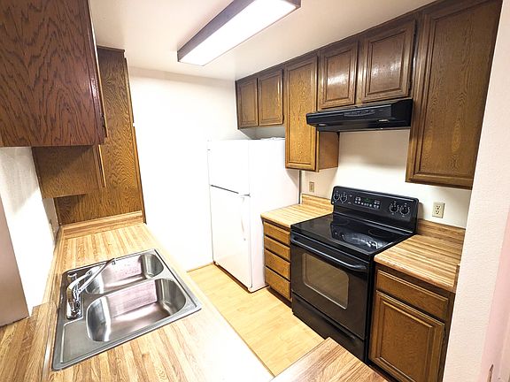 3rd image of 3961 Via Marisol APT 235