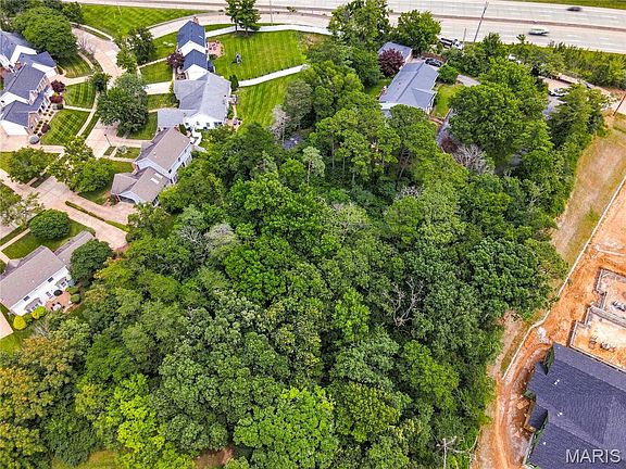 4th image of 3 Topwood Dr