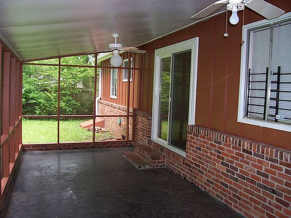 Screened in Back porch