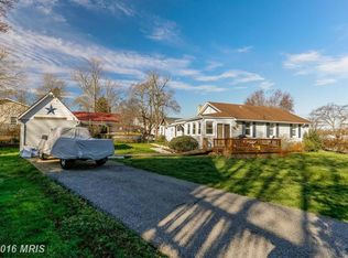 715 Shore Dr, Edgewater, MD 21037