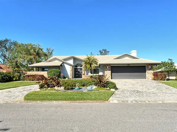 146 Yacht Harbor Dr, Osprey, FL 34229