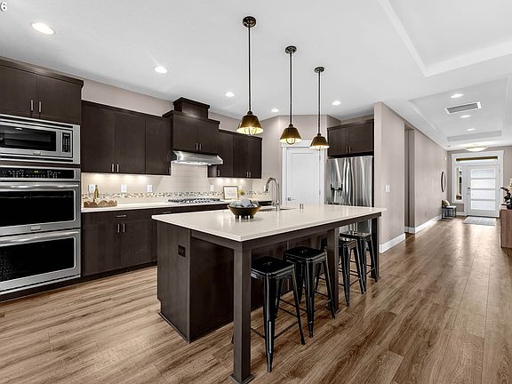 3rd image of 1601 S 46th Pl