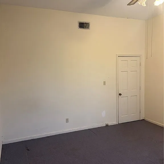 219 E Taylor St #C — Photo 6
