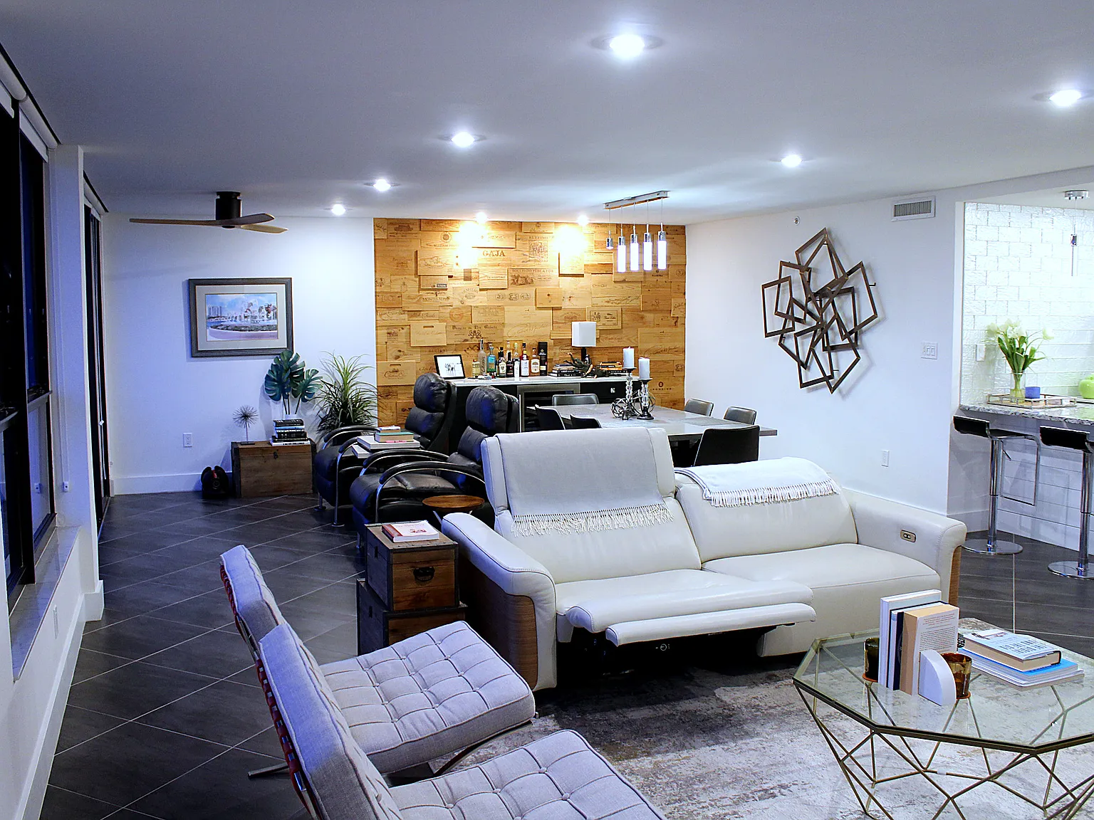 2 bed, 1603 sqft, $4,000 — Photo 3