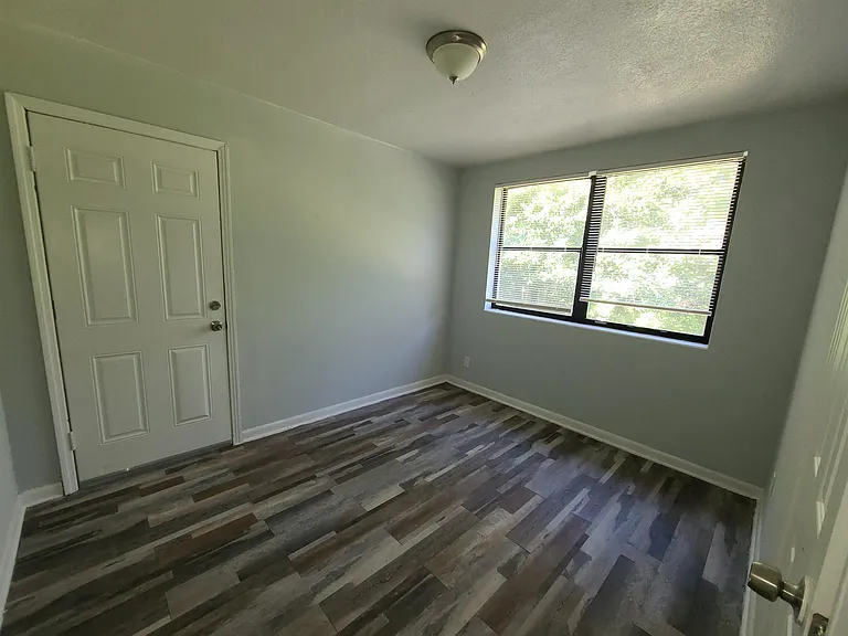 640 Detroit St — Photo 3