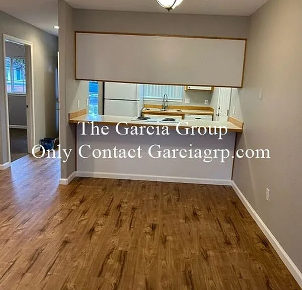 13613 SE Oatfield Rd — Photo 5