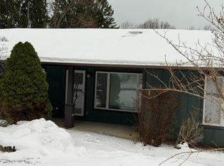424 Fremont St #7, Douglas, MI 49406
