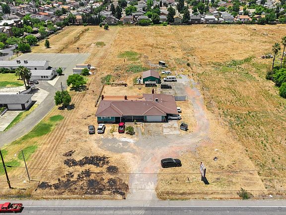 3rd image of 8240 Elk Grove Florin Rd