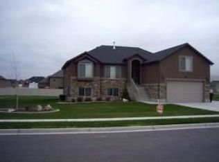 2620 W 2575 N, Farr West, UT 84404