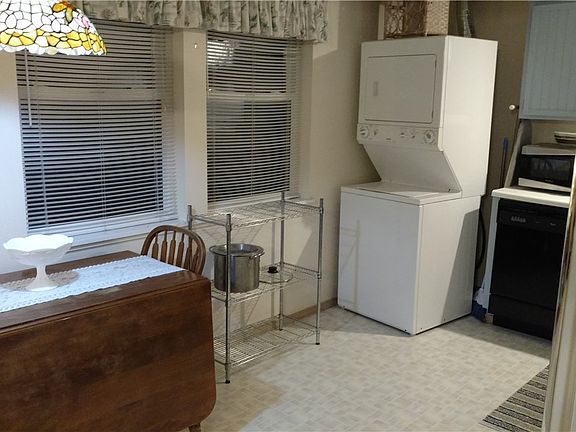 2nd image of 438 Sea Breeze Way