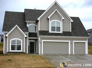 604 Johnston Pkwy, Raymore, MO 64083