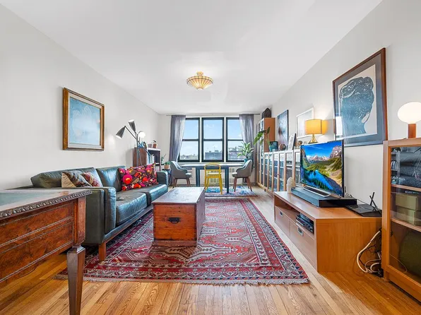 515 E 7th St APT 5D, Brooklyn, NY 11218