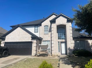 747 Willington Dr, Arlington, TX 76018