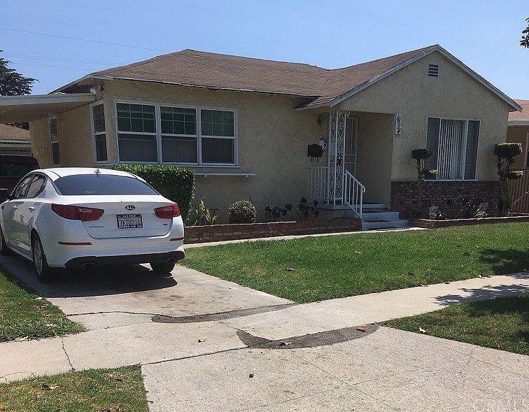 1st image of 1654 E 122nd St