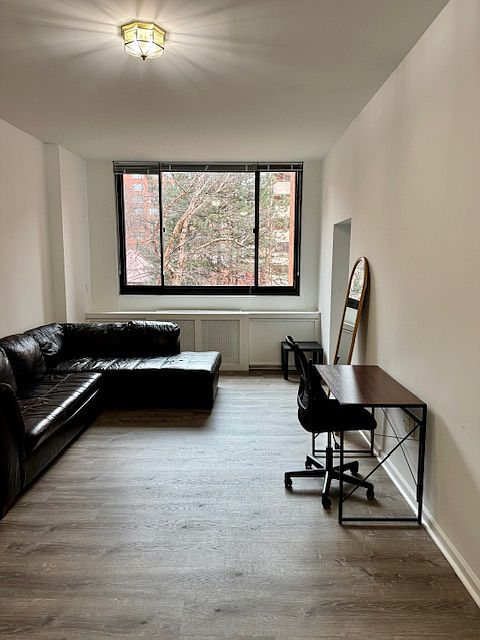 1st image of 1011 Arlington Blvd #312