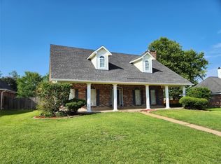 9923 Burgundy Oaks Dr, Shreveport, LA 71118