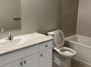 164 Wheat Ln #164, Kitchener, ON N2R0R4