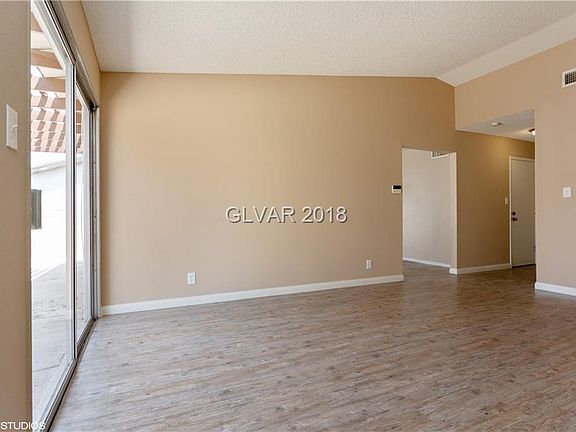 5th image of 4068 E Boston Ave