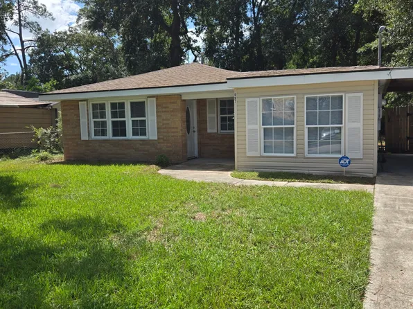 697 Carollo Dr, Slidell, LA 70458
