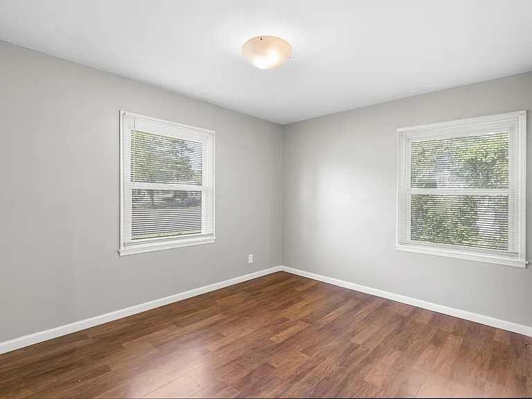 204 Tay Rd — Photo 17