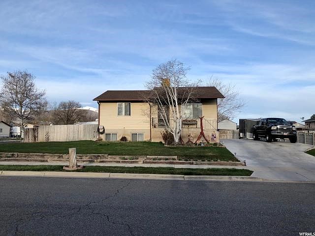 1st image of 3088 S Winston Dr