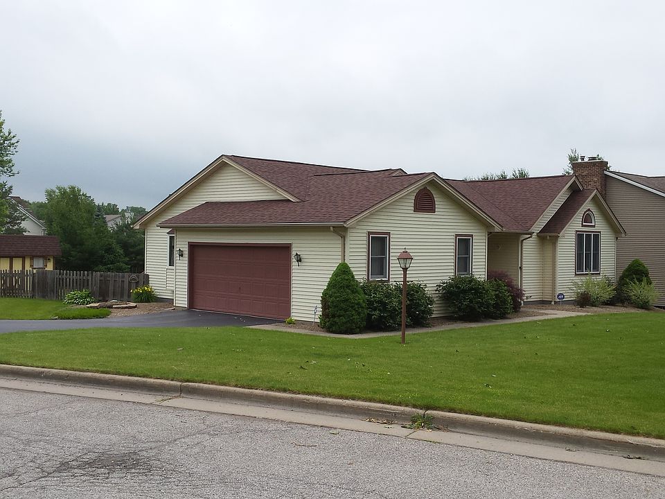 1st image of 6851 Berry Blossom Dr