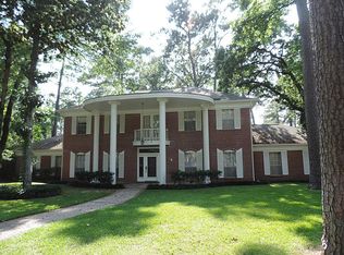 16915 Memorial Oaks Ln, Spring, TX 77379