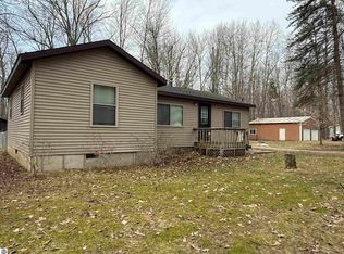 1550 S Chippewa Ave, Lake City, MI